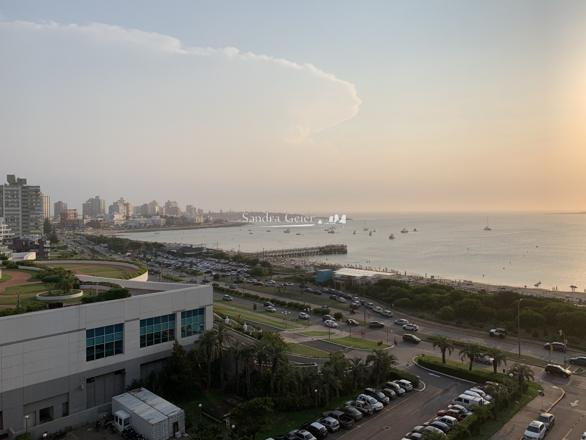 Apartamento ID.1943 - frente a Enjoy totalmente a estrenar venta y alquiler mansa
