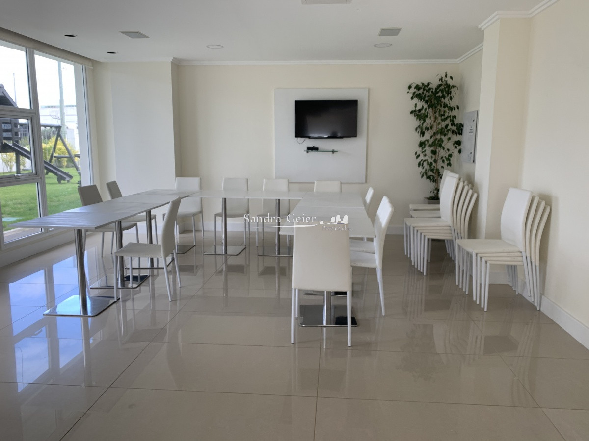 Apartamento ID.1944 - CASINO TOWERS PISO ALTO VENTA MANSA