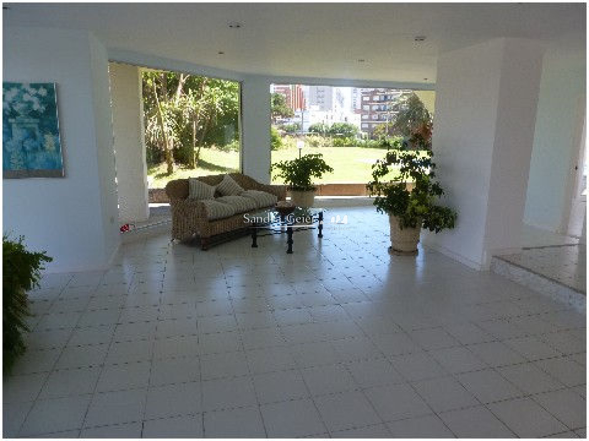 Apartamento ID.1787 - Apartamento en Punta del Este, Brava