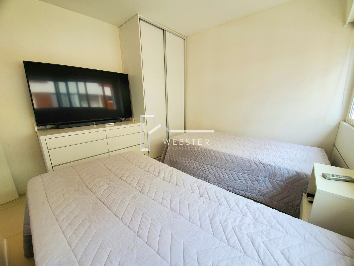 Apartamento ID.548 - Departamento en primera linea - Playa Mansa - 2 dormitorios. 