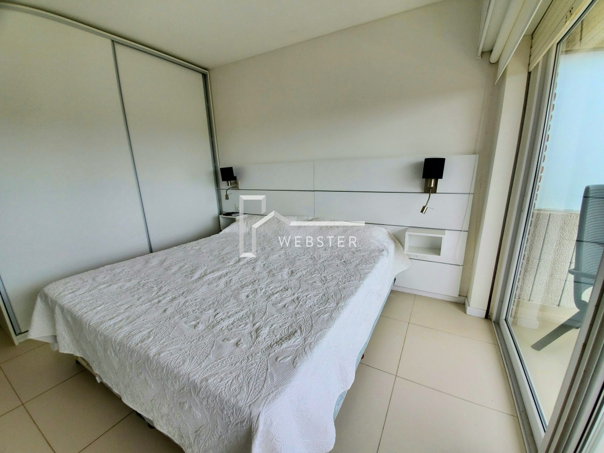 Apartamento ID.548 - Departamento en primera linea - Playa Mansa - 2 dormitorios. 