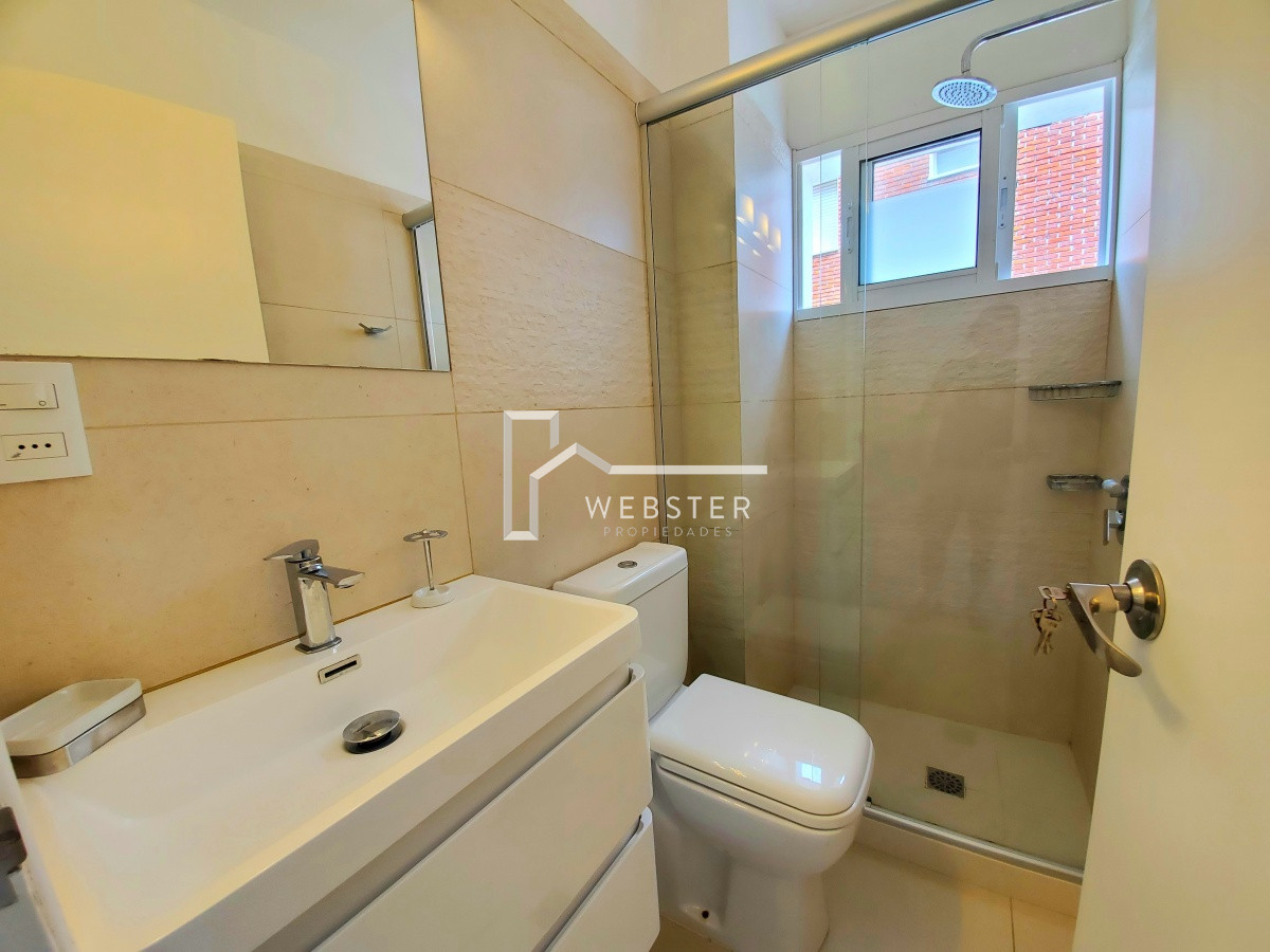 Apartamento ID.548 - Departamento en primera linea - Playa Mansa - 2 dormitorios. 