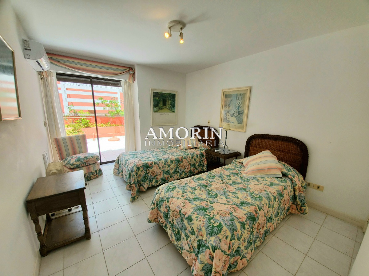 Apartamento ID.575 - Puerto primera linea, 4 dormitorios