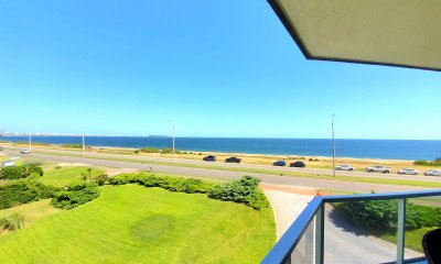Venta apartamento 3 dormitorios  en Playa Mansa, Pinares