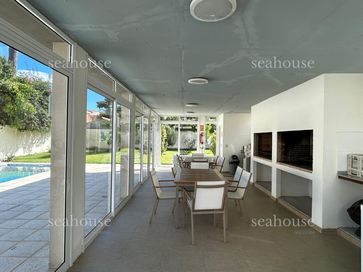 Apartamento Ref.984 - Playa mansa - 1 dormitorio