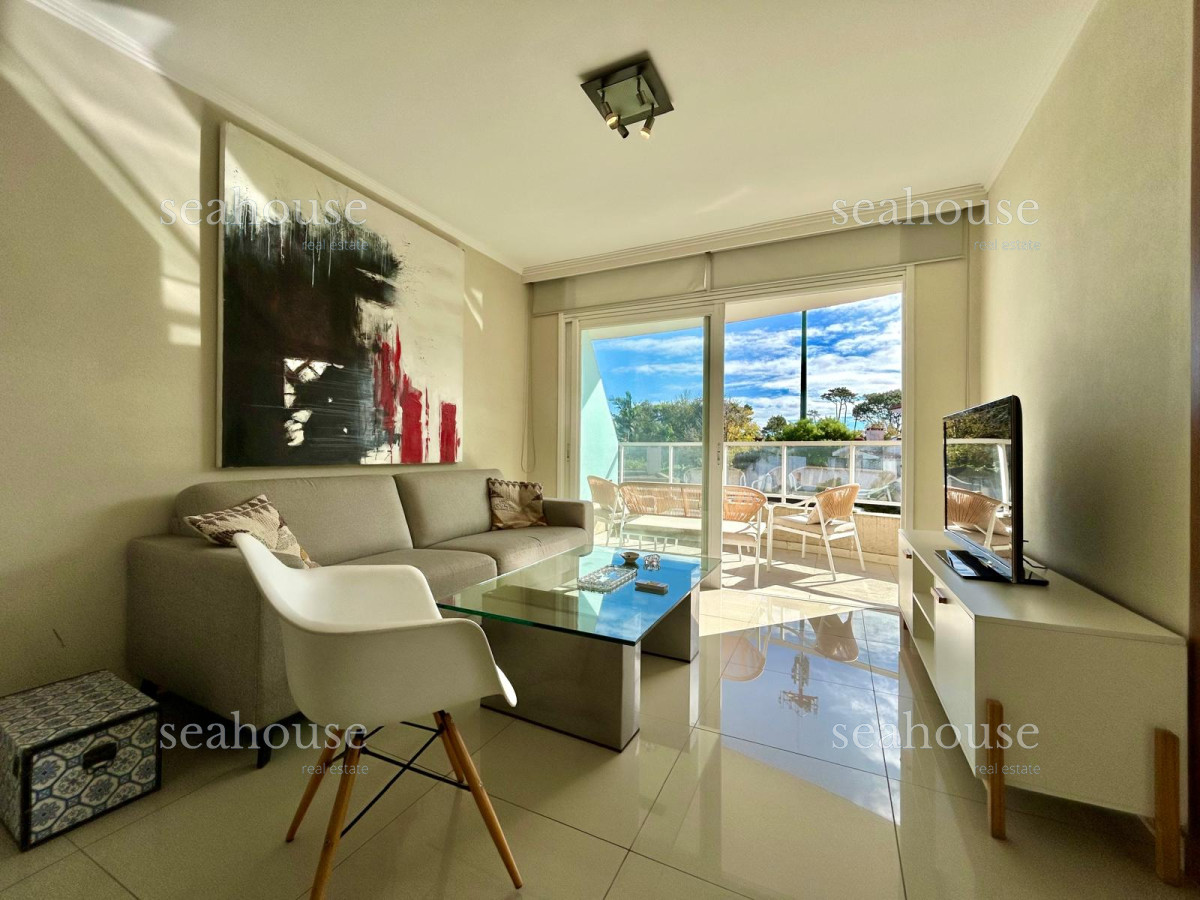 Apartamento Ref.984 - Playa mansa - 1 dormitorio
