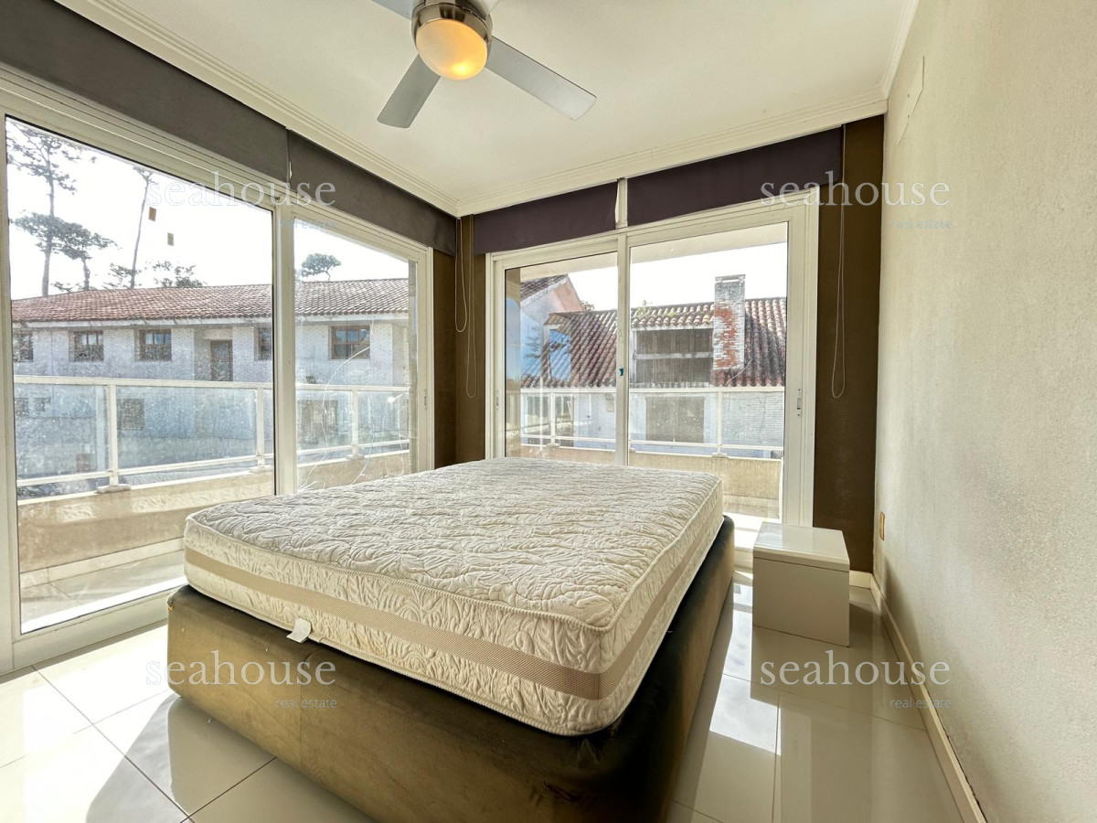 Apartamento Ref.984 - Playa mansa - 1 dormitorio