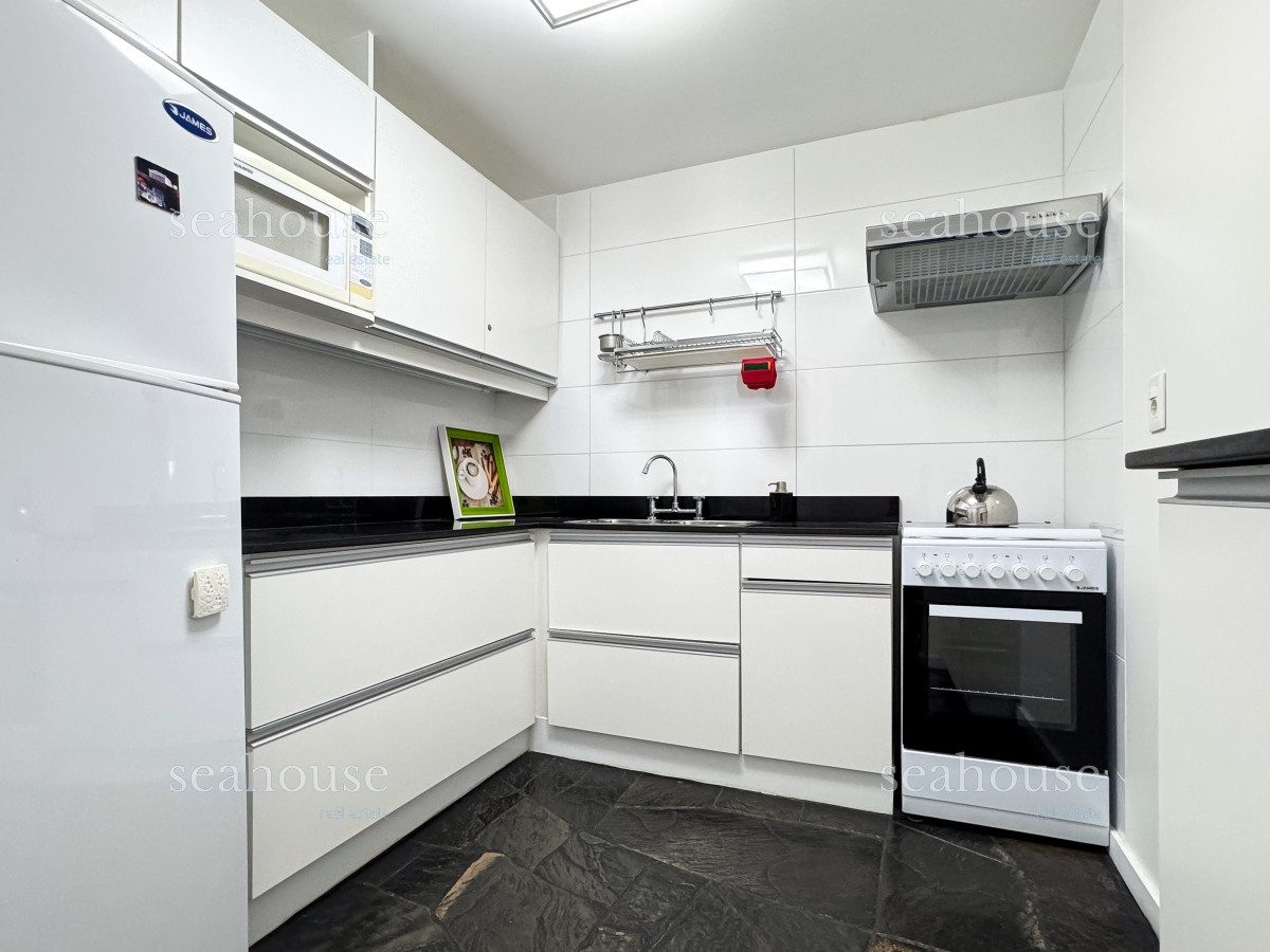 Apartamento Ref.841 - Venta apartamento de 2 dormitorios en Península, Punta del Este