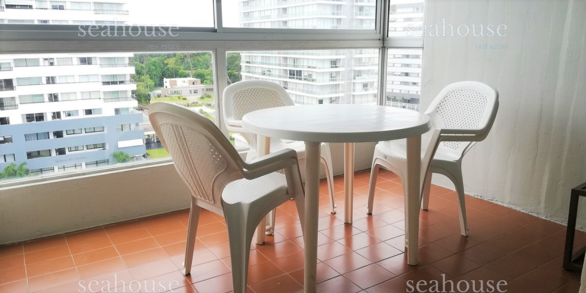 Apartamento Ref.21 - Departamento en venta en Punta del Este