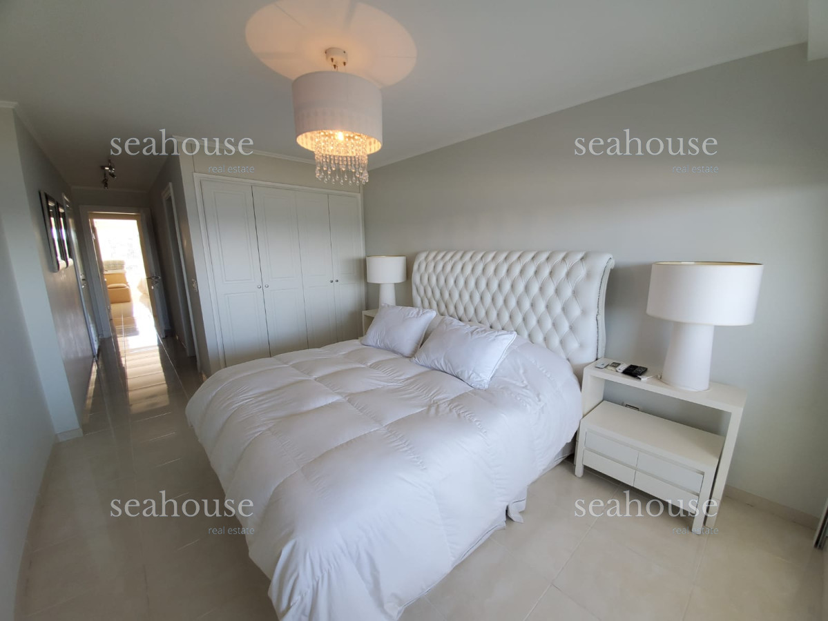 Apartamento Ref.90 - Excelente planta con increíble vista al mar.