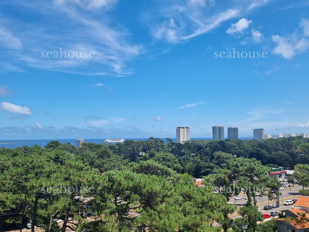 Apartamento Ref.1121 - Departamento en venta en Edificio 12 Lunas.