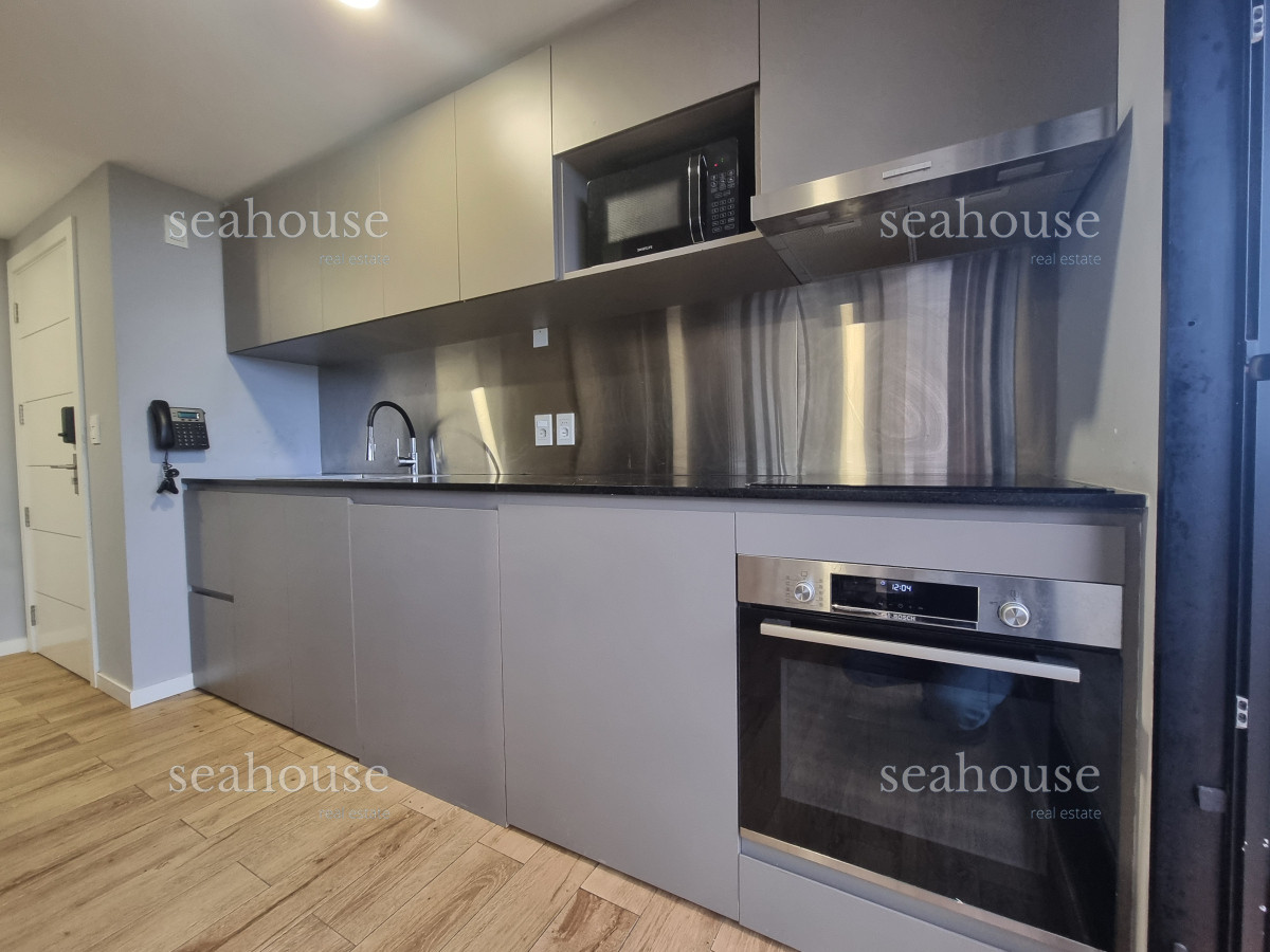 Apartamento Ref.1244 - Departamento en venta - 2 dormitorios -Playa Mansa, Punta del Este