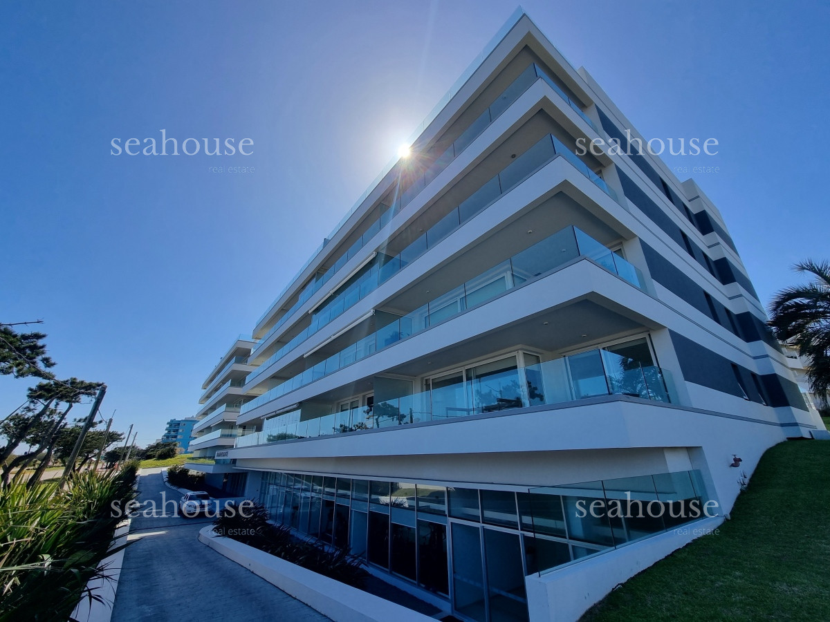 Apartamento Ref.1078 - Departamento de 2 dormitorios - Playa Mansa