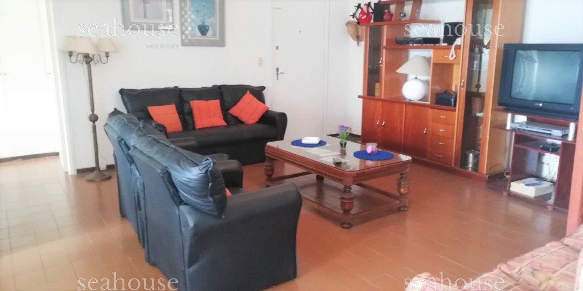 Apartamento Ref.21 - Departamento en venta en Punta del Este