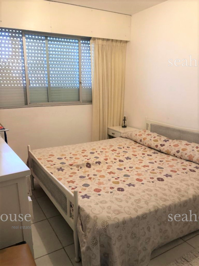 Apartamento Ref.18 - Departamento en Península. 1 dormitorio y medio.