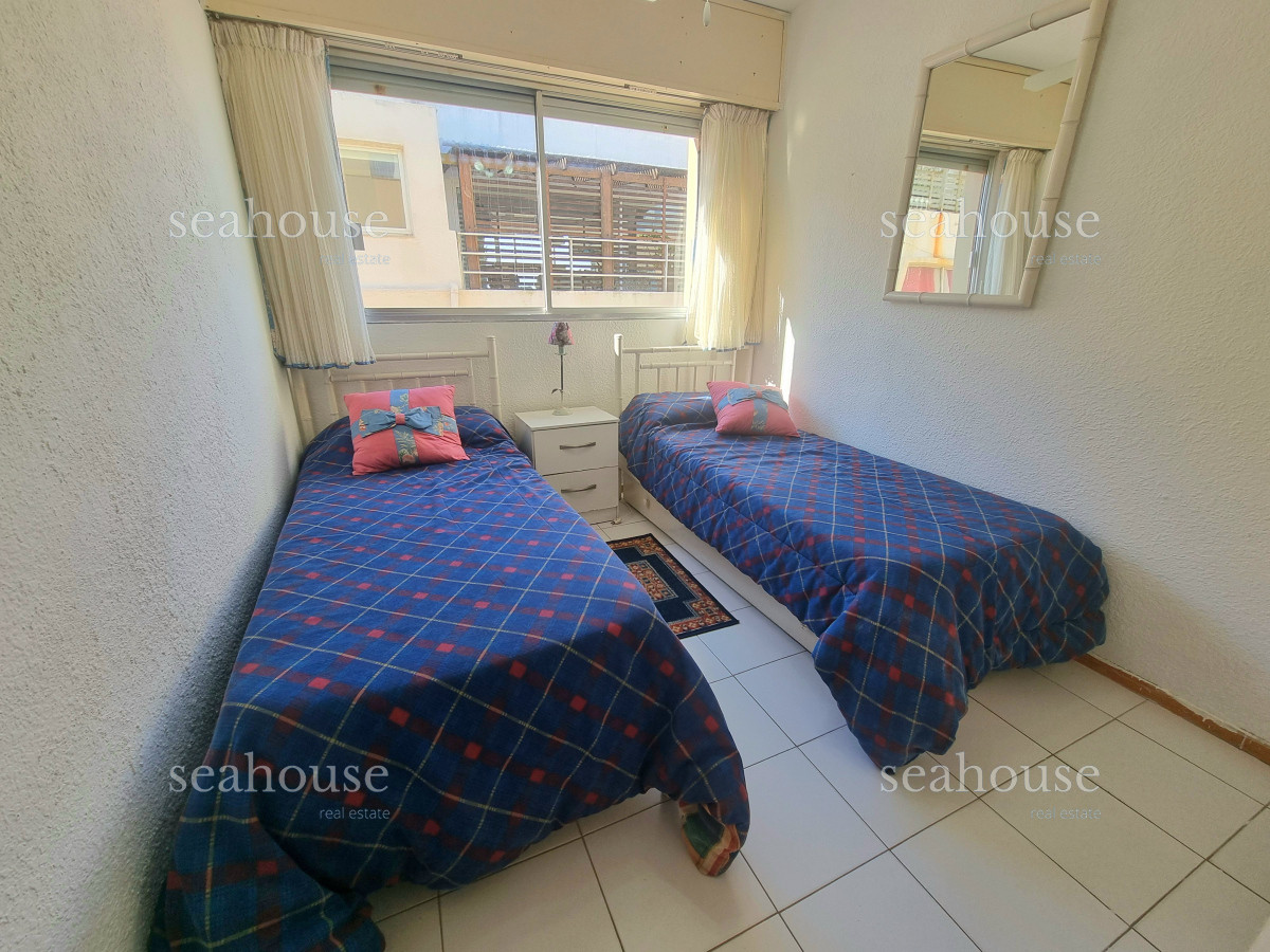 Apartamento Ref.1264 - Apartamento En Venta Península Punta del Este - Vista al Mar - 2 Dormitorios