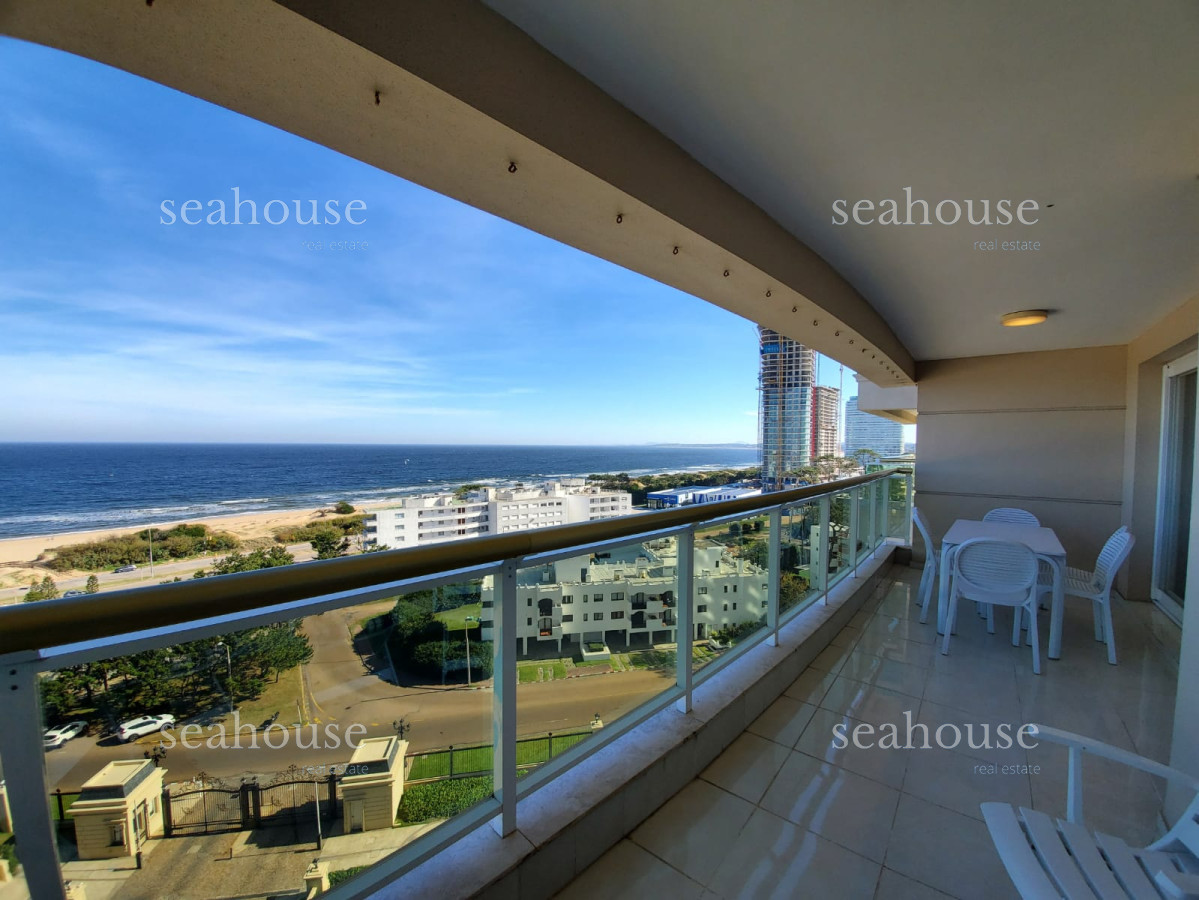 Apartamento Ref.90 - Excelente planta con increíble vista al mar.