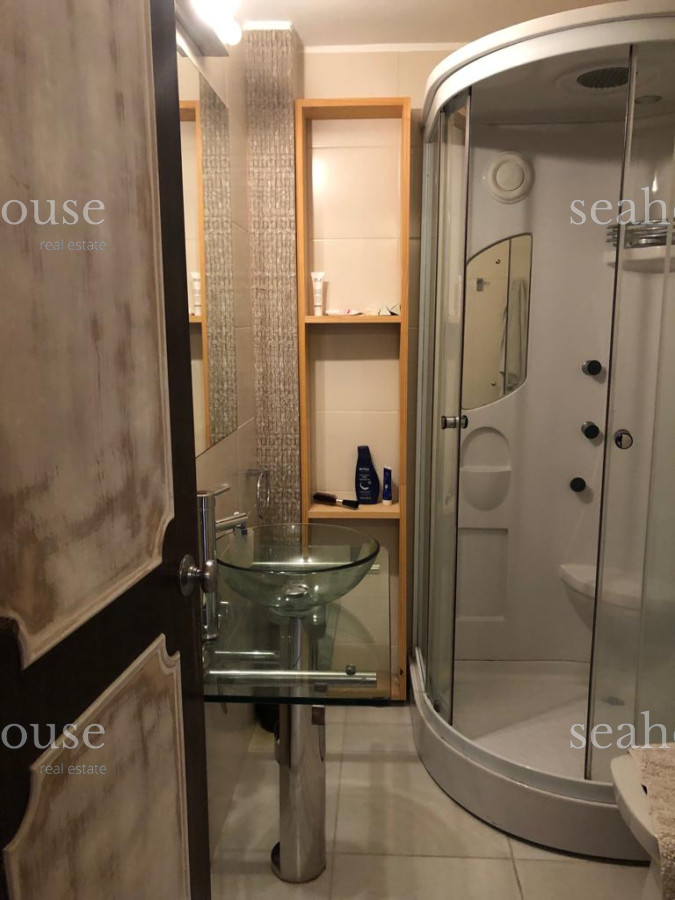 Apartamento Ref.18 - Departamento en Península. 1 dormitorio y medio.