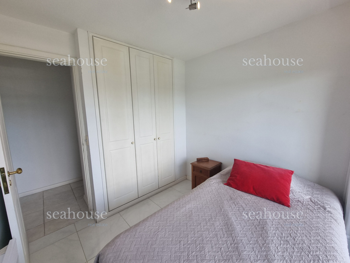 Apartamento Ref.1121 - Departamento en venta en Edificio 12 Lunas.