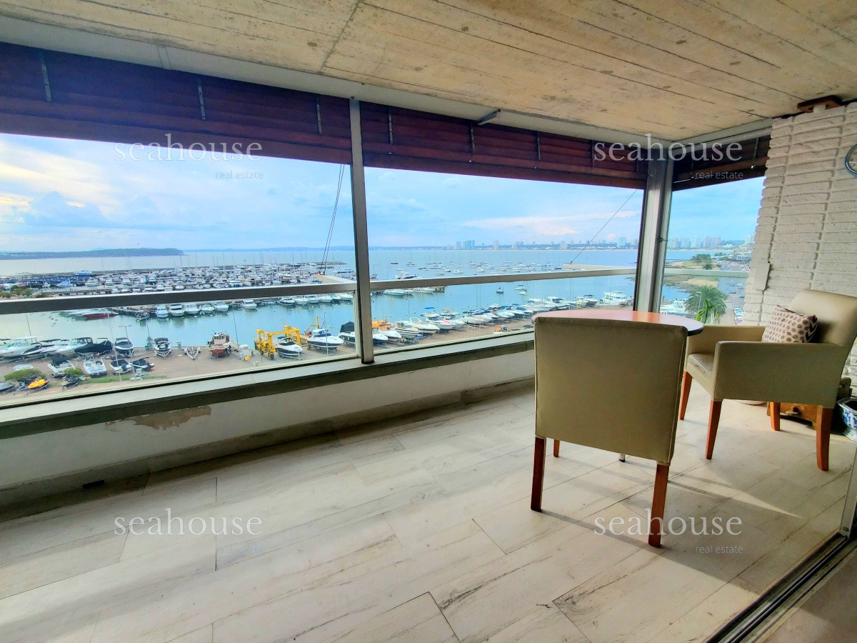 Apartamento Ref.397 - Edificio VARADERO Punta del Este