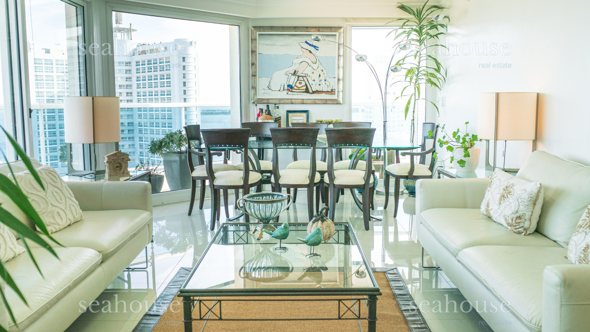 Apartamento Ref.1272 - Apartamento esquinero con vista panorámica - Punta del Este