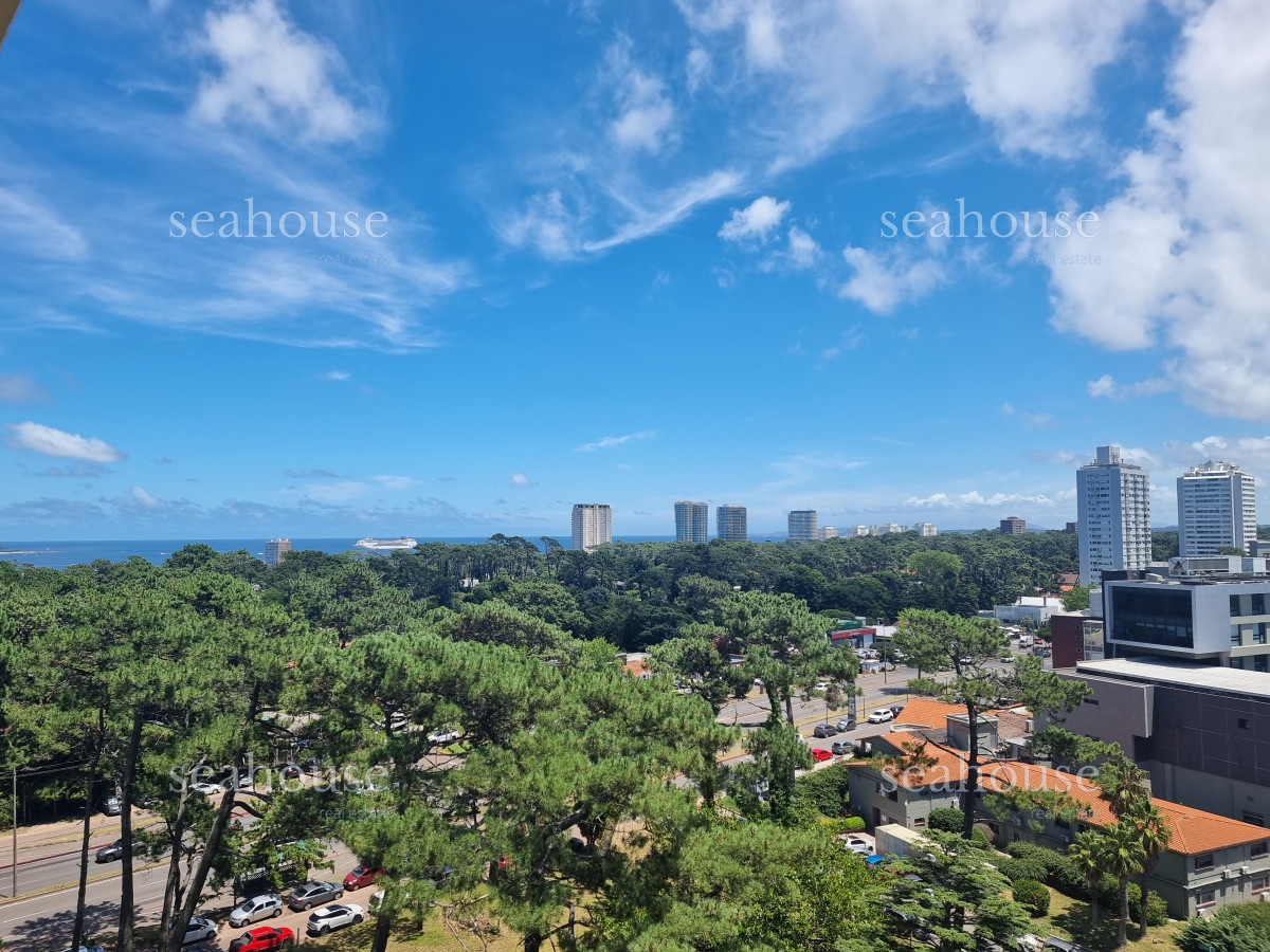 Apartamento Ref.1121 - Departamento en venta en Edificio 12 Lunas.