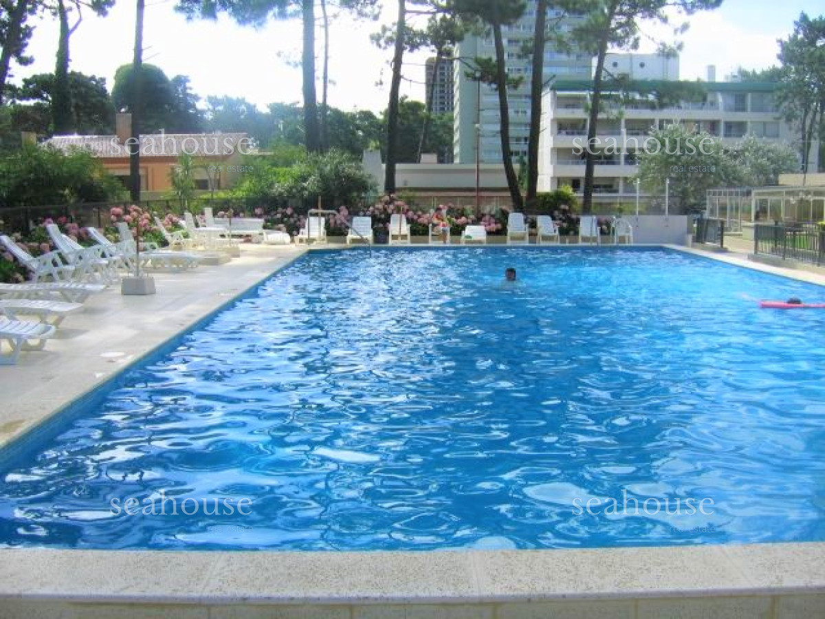Apartamento Ref.21 - Departamento en venta en Punta del Este