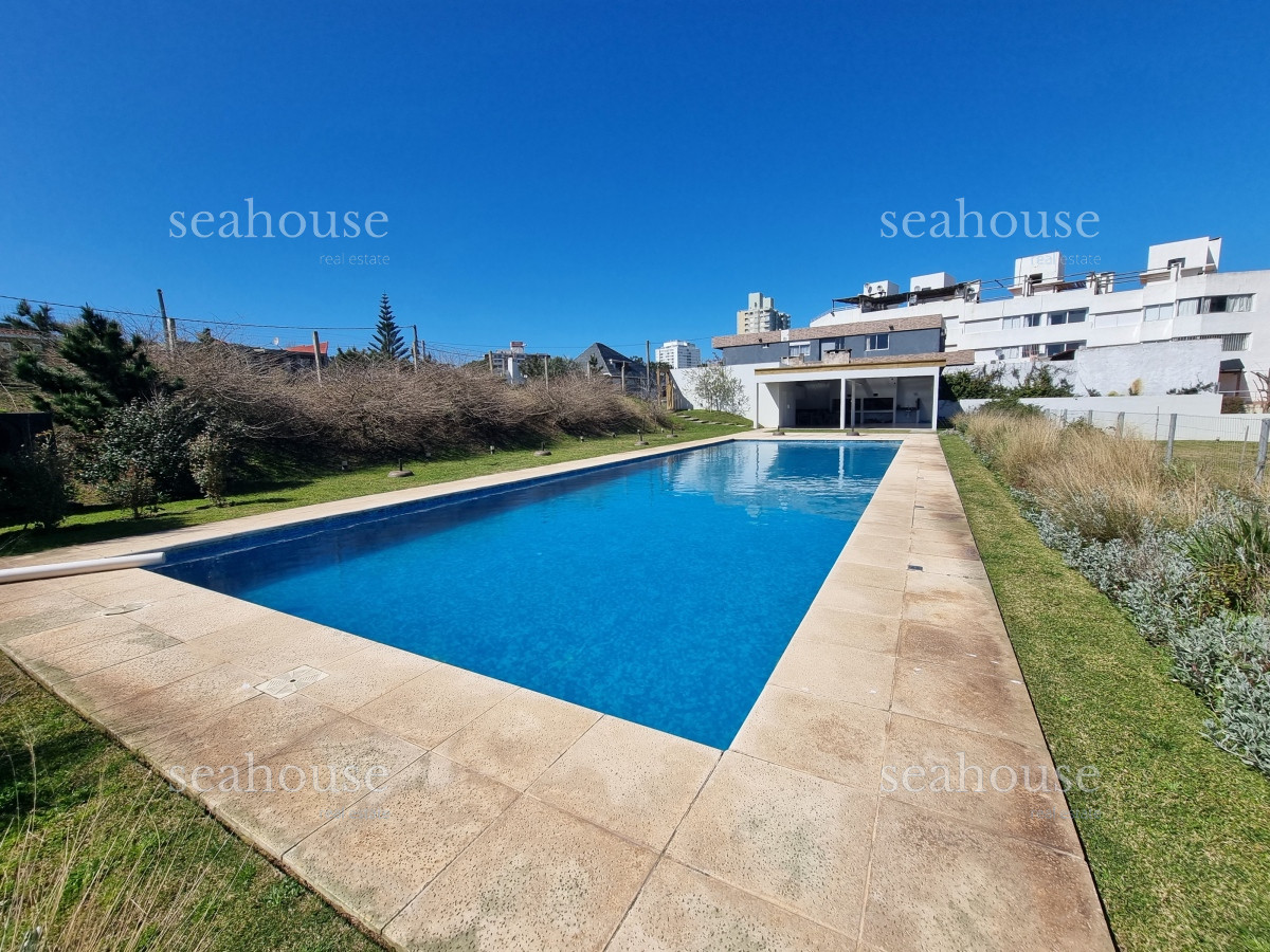 Apartamento Ref.1078 - Departamento de 2 dormitorios - Playa Mansa