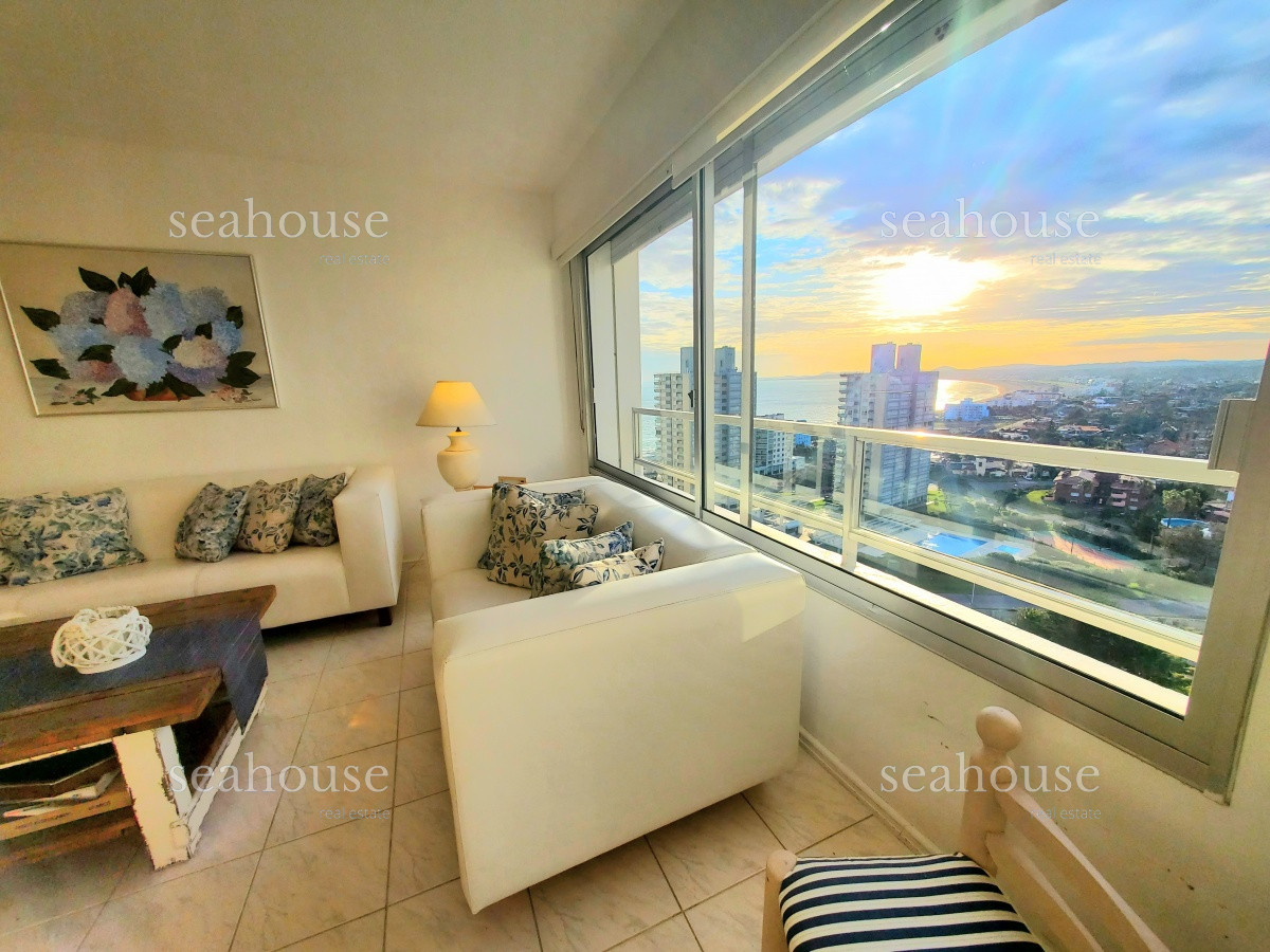 Apartamento Ref.564 - Departamento en venta en exclusivo complejo en playa mansa.