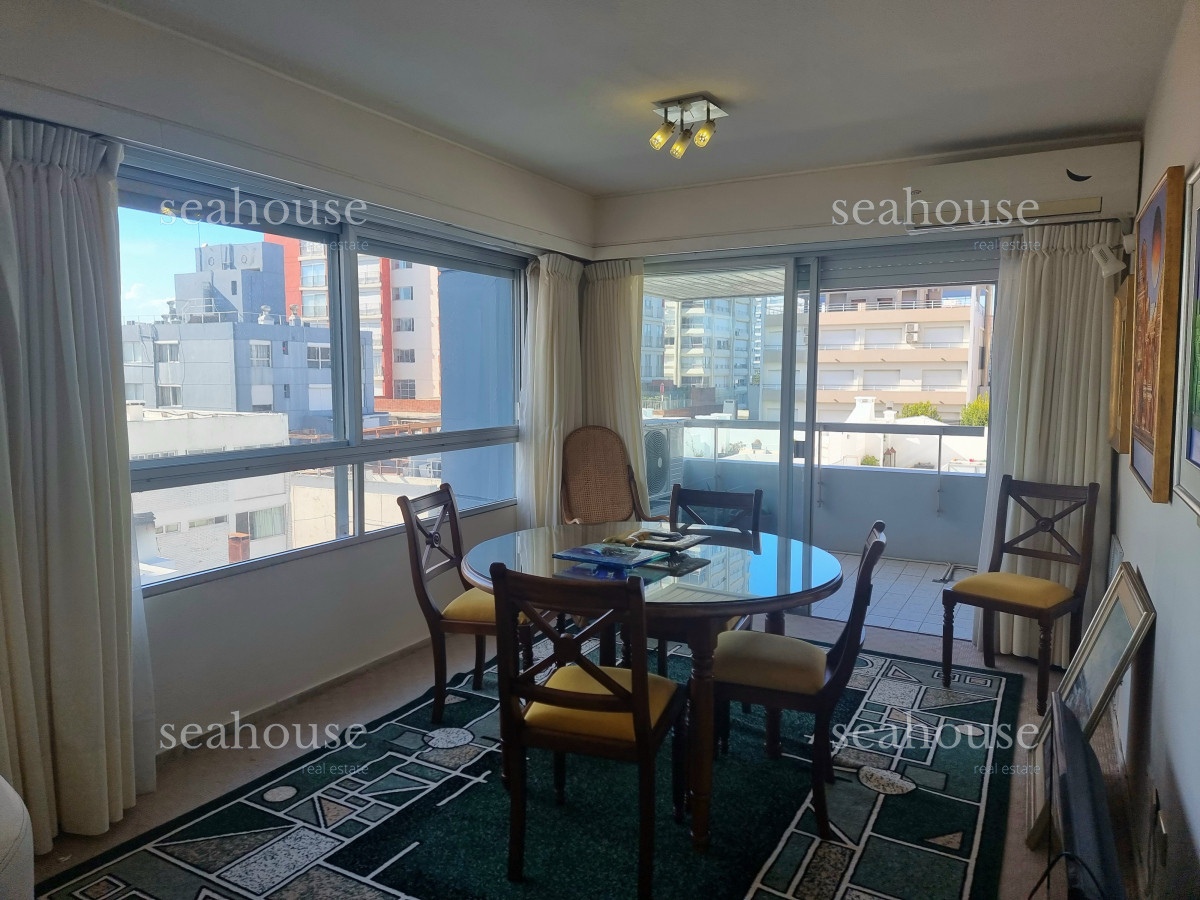 Apartamento Ref.1170 - Departamento en Venta en Península, Torre Van Gogh - 2 dorms