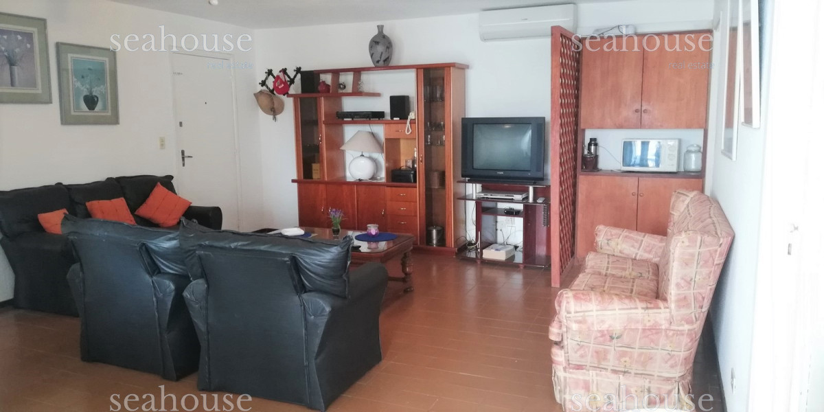 Apartamento Ref.21 - Departamento en venta en Punta del Este
