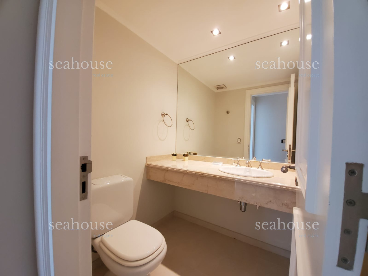 Apartamento Ref.90 - Excelente planta con increíble vista al mar.