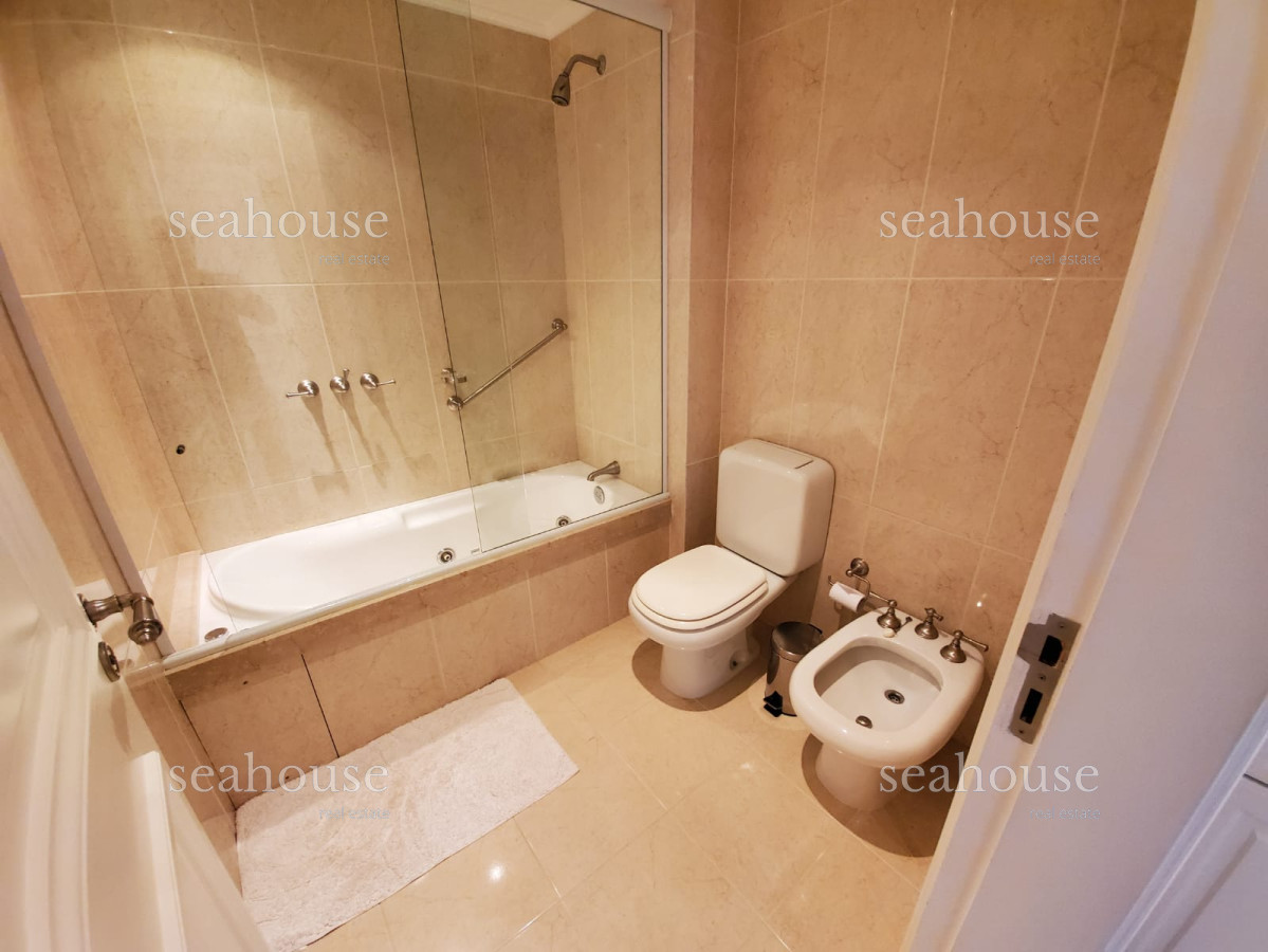 Apartamento Ref.90 - Excelente planta con increíble vista al mar.