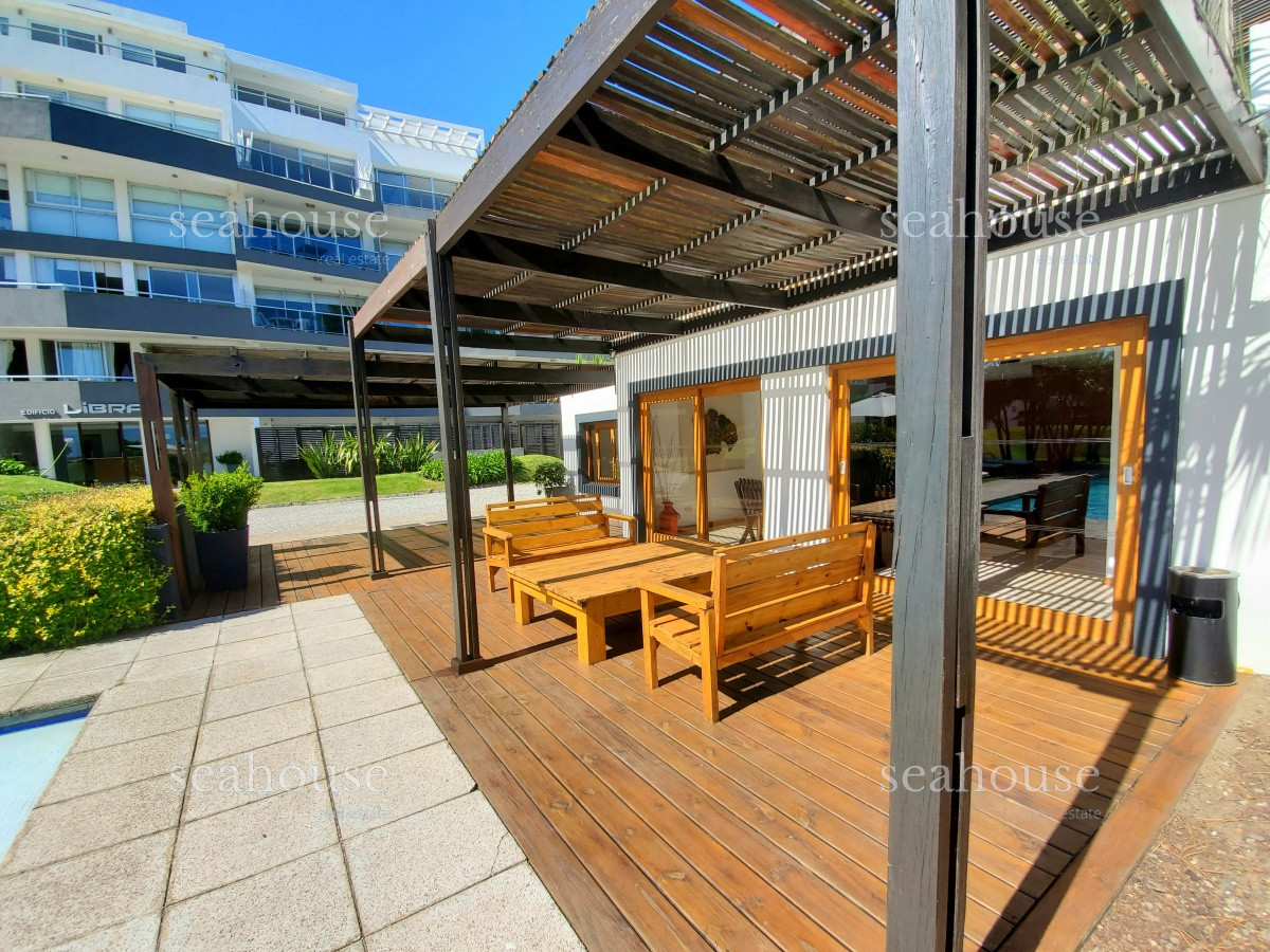 Apartamento Ref.462 - Departamento en primera linea frente al mar. 3 dormitorios