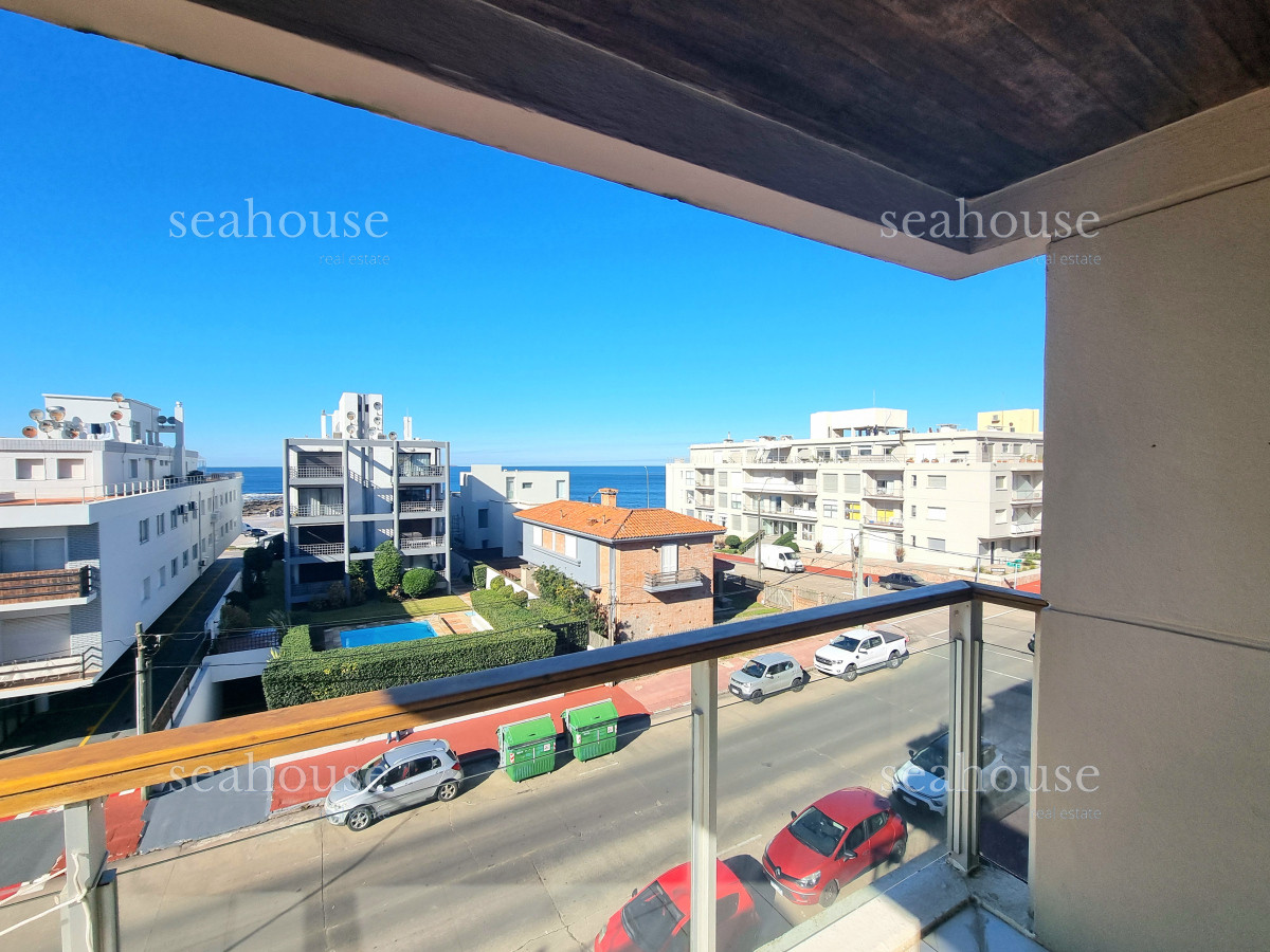Apartamento Ref.1264 - Apartamento En Venta Península Punta del Este - Vista al Mar - 2 Dormitorios