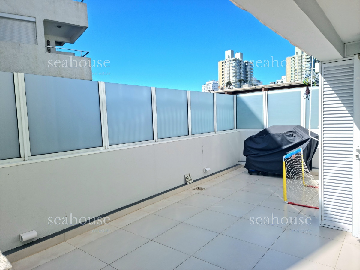 Apartamento Ref.1078 - Departamento de 2 dormitorios - Playa Mansa