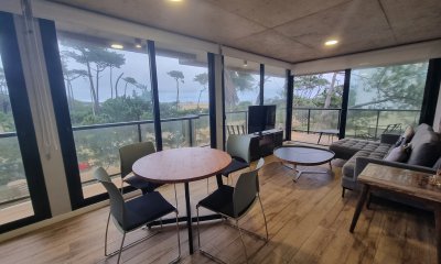 Departamento en venta - 2 dormitorios -Playa Mansa, Punta del Este