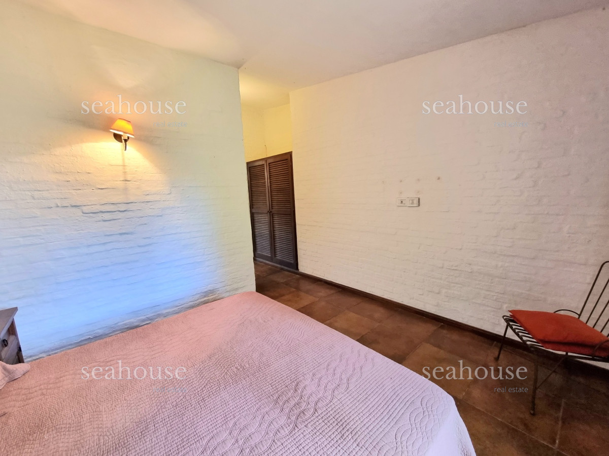Casa Ref.1060 - Casa en venta en Pinares - 4 dormitorios