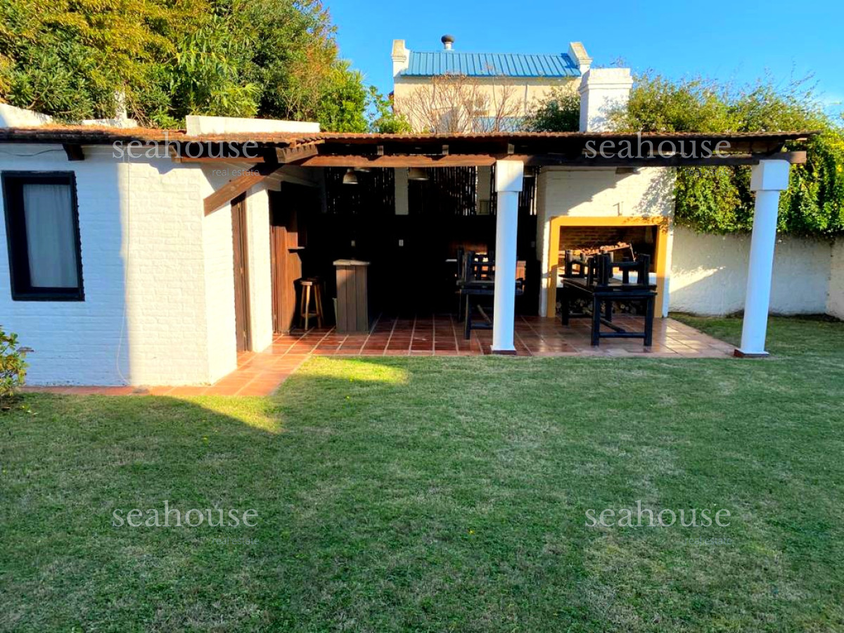 Casa Ref.366 - Excelente casa en venta en La Barra.