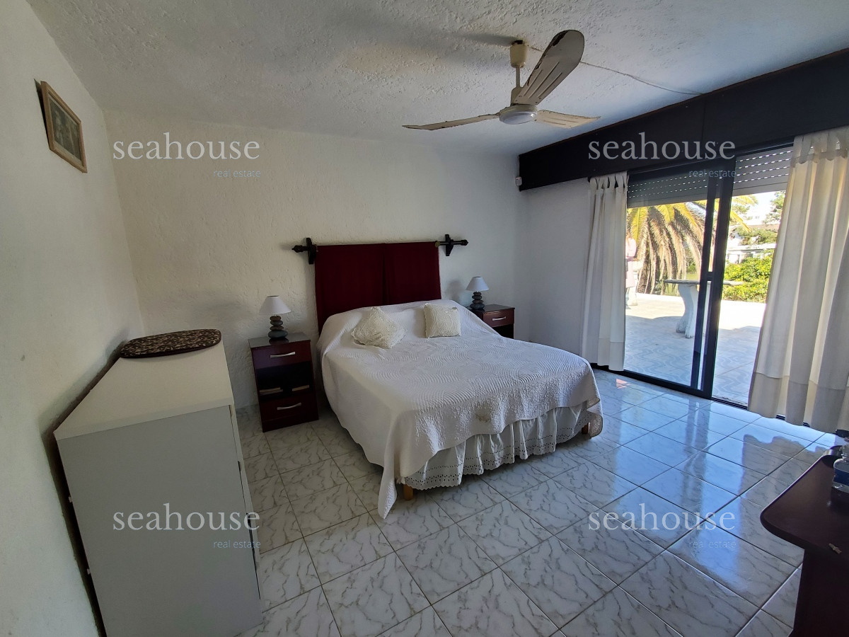 Casa Ref.818 - Pinares - 4 dormitorios