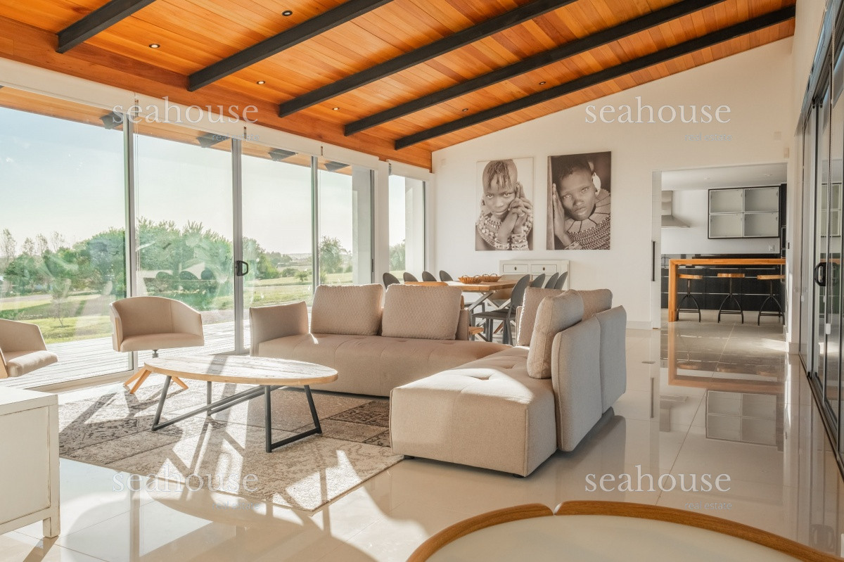 Casa Ref.542 - Pueblo Mio - Manantiales