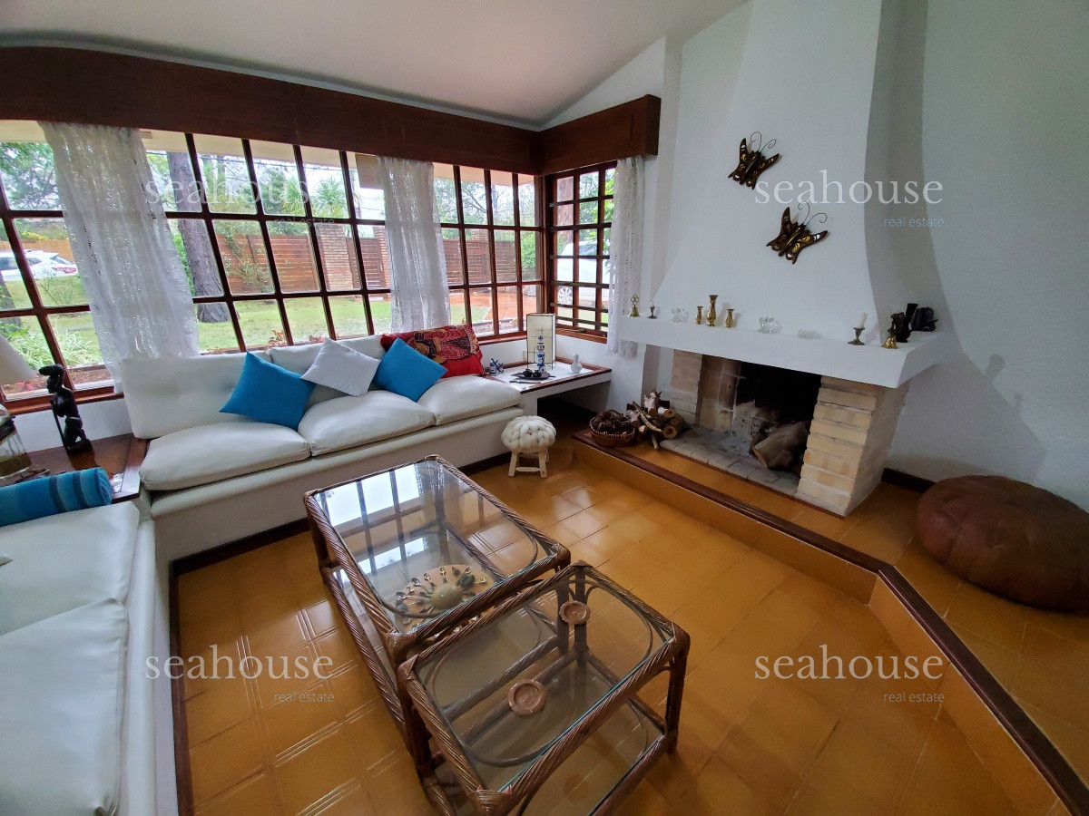 Casa Ref.385 - Casa en alquiler en Pinares