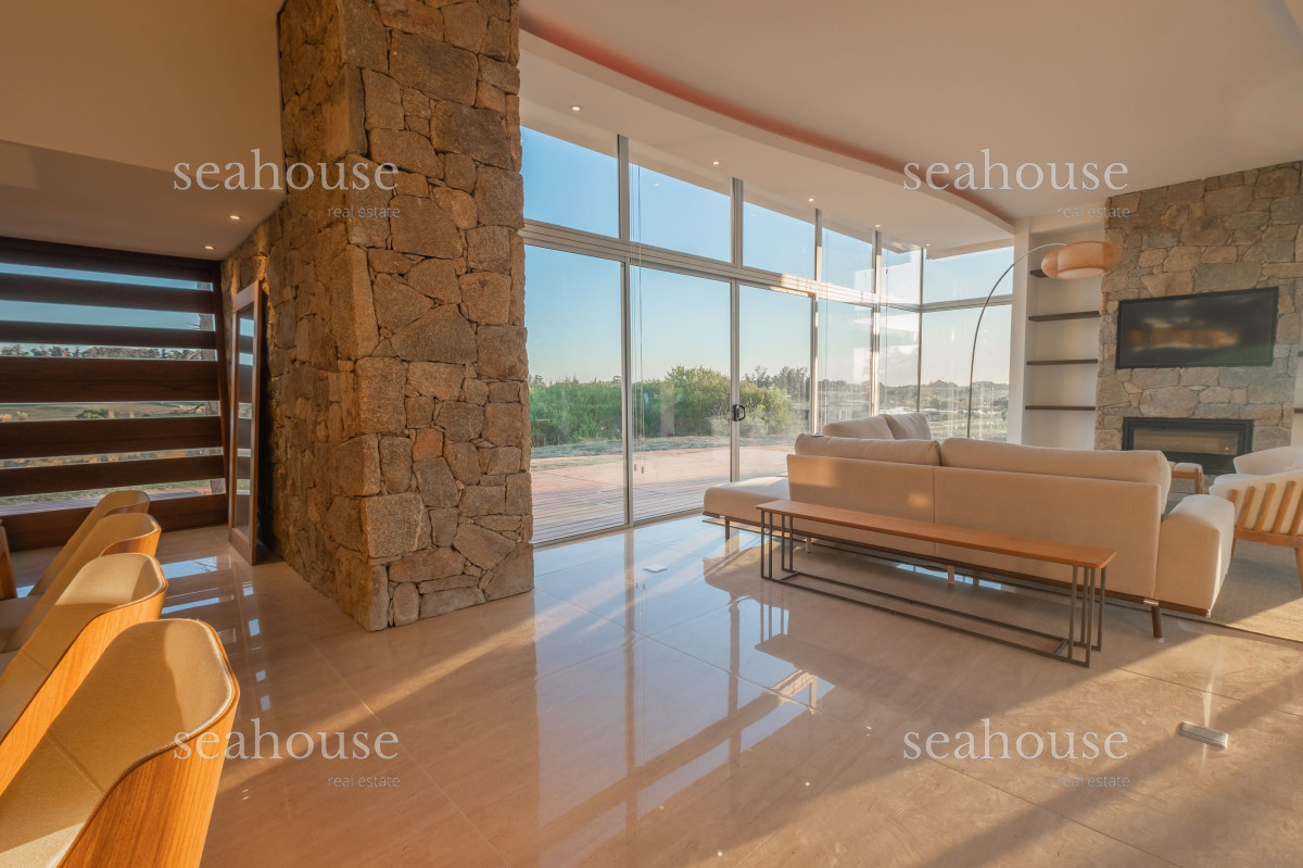 Casa Ref.543 - Casa en venta en Pueblo Mio - Manantiales
