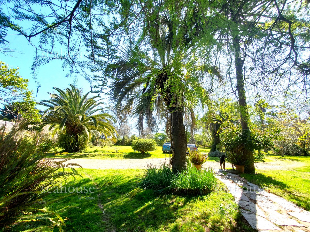Casa Ref.592 - Casa en el Golf rodeada de vegetación. 