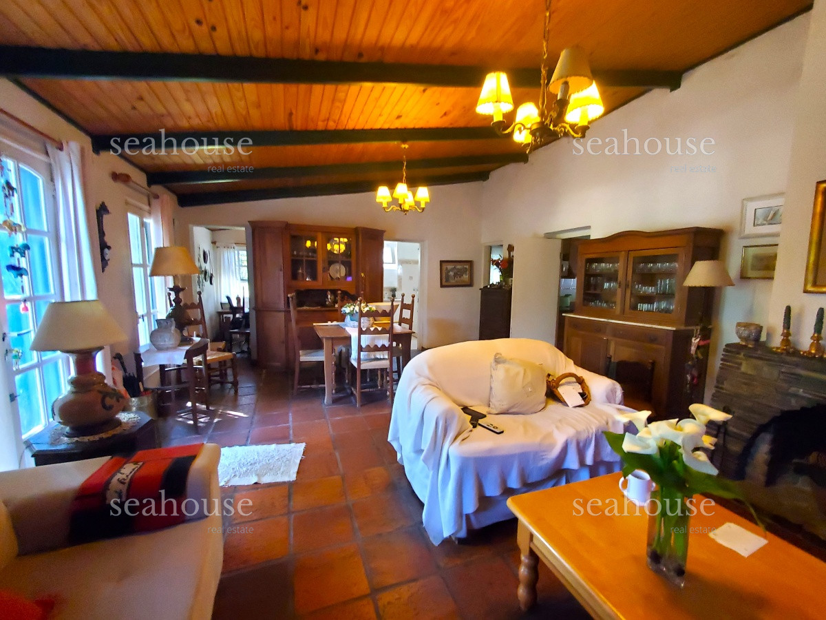 Casa Ref.592 - Casa en el Golf rodeada de vegetación. 