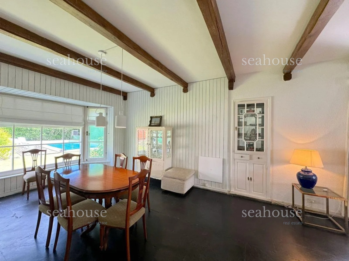 Casa Ref.104 - Casa en venta en Playa Mansa - Excelente construcción