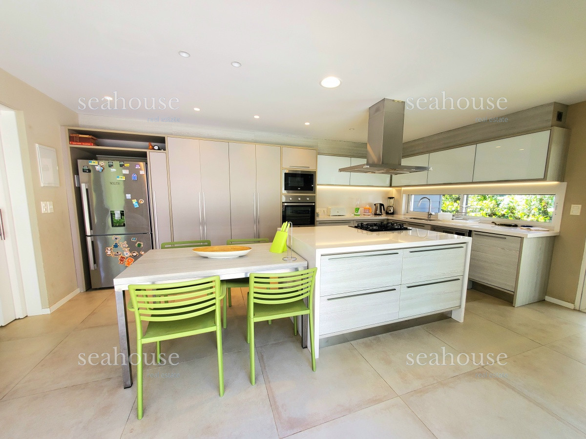 Casa Ref.618 - Magnifica propiedad en venta en el Barrio Privado 