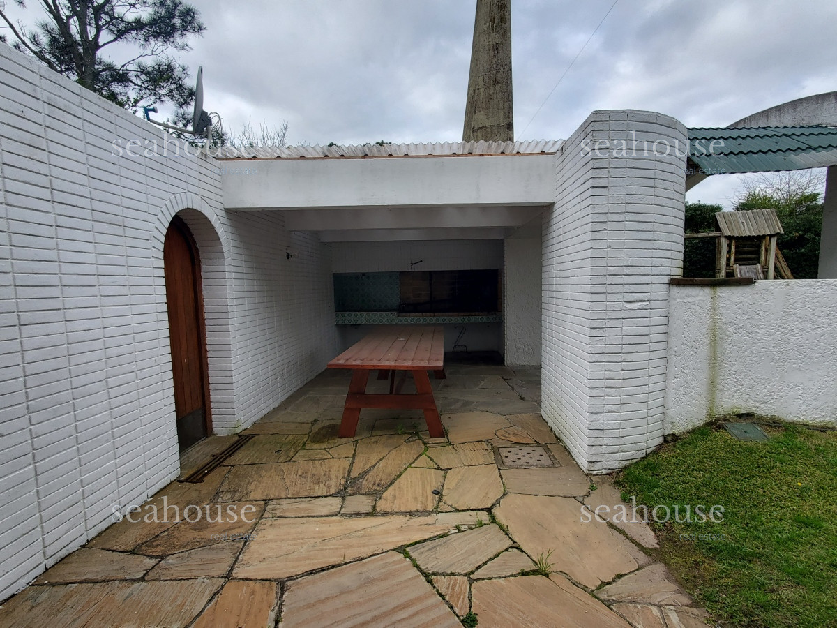 Casa Ref.749 - Casa en venta - Cantegril