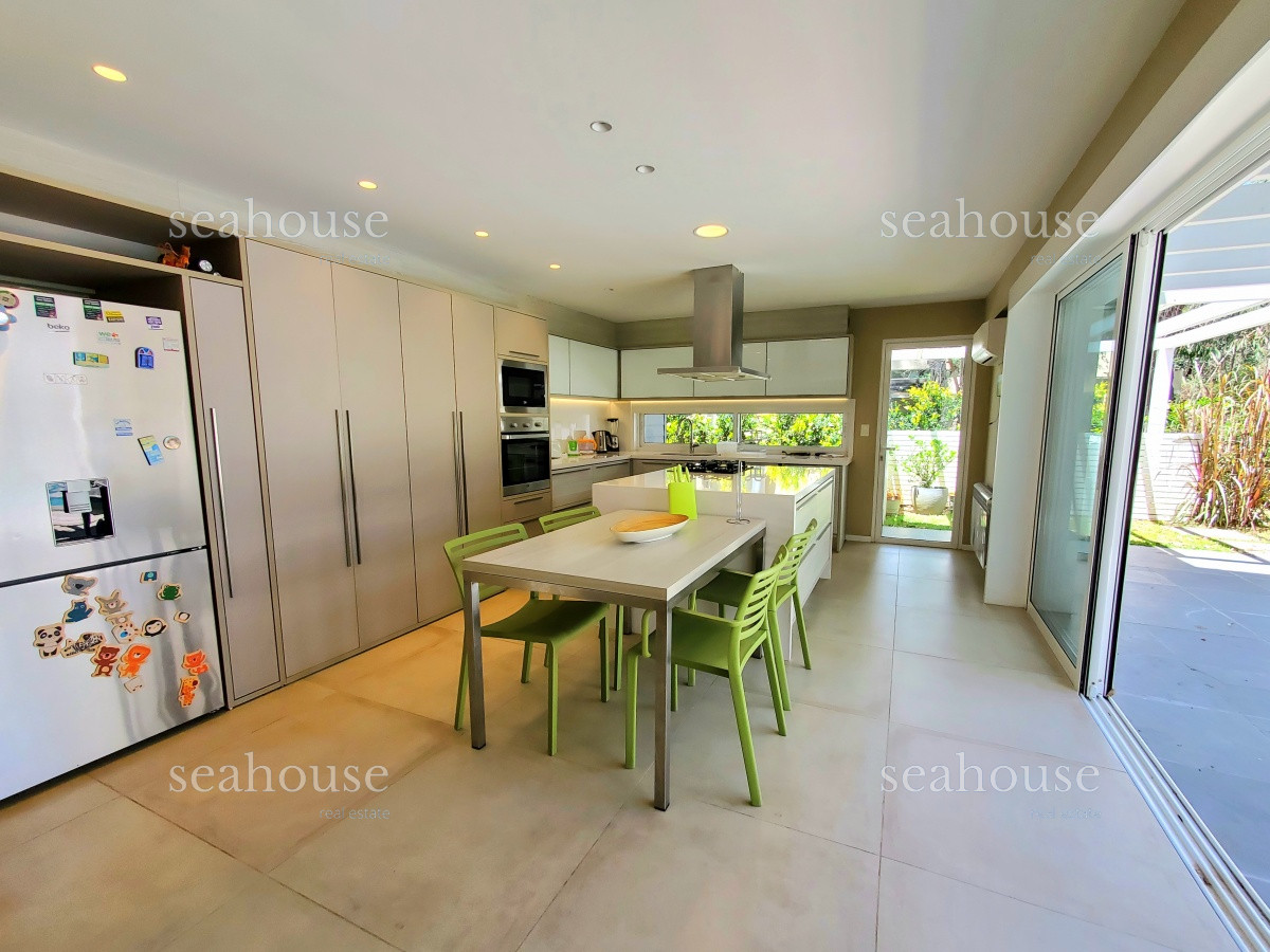 Casa Ref.618 - Magnifica propiedad en venta en el Barrio Privado 