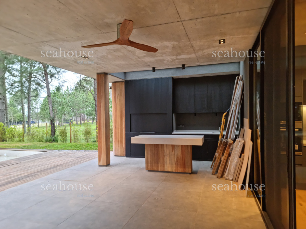 Casa Ref.1406 - Casa en venta a estrenar en La Cañada, Distrito 52 - Punta del Este
